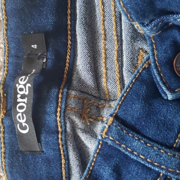 George Jean's 4T - Picture 2 of 2